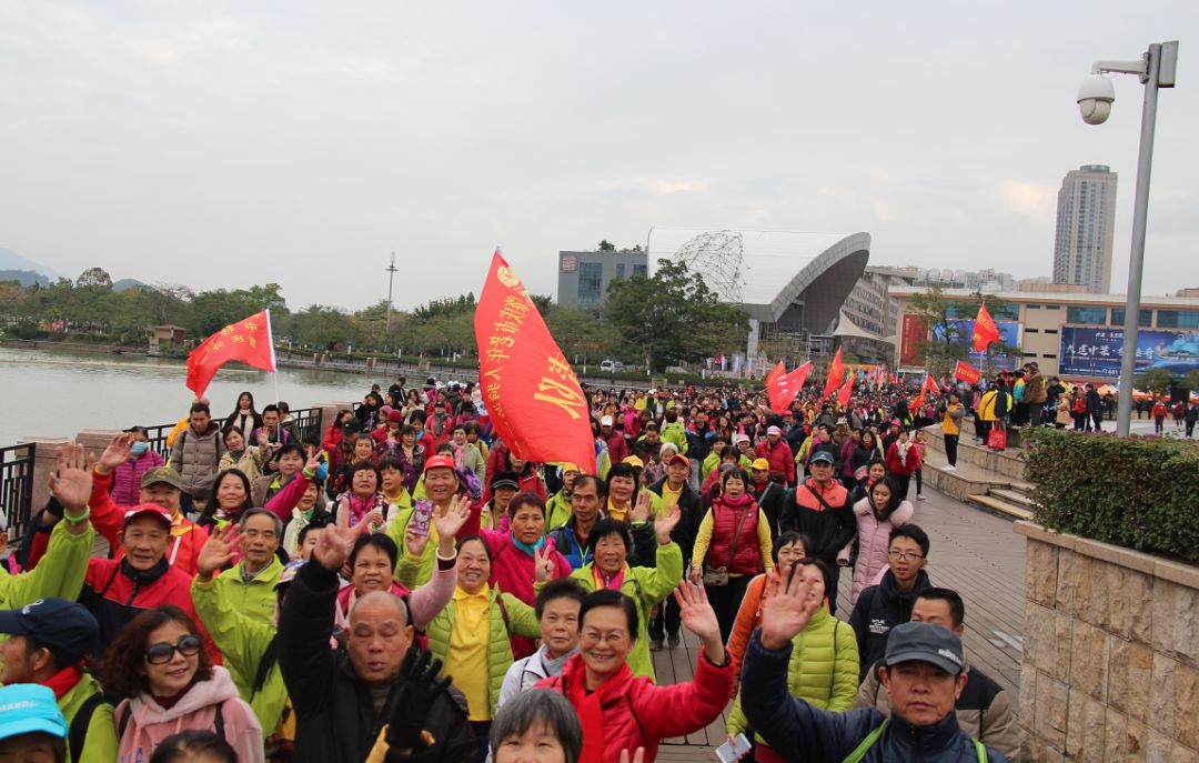 广东省医疗服务项目价格调整,怎么查肇庆市每个医院的收费标准