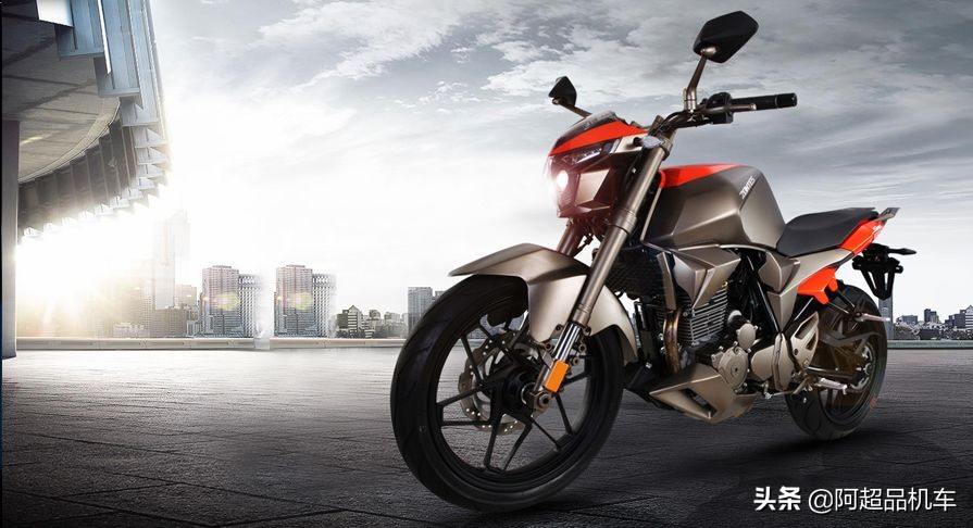 为什么这么多年轻人玩摩托车,为什么玩摩托车的人越玩越大排量