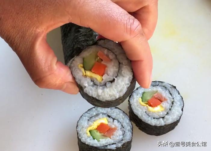 做寿司不放醋的做法,做寿司不用帘子怎么做