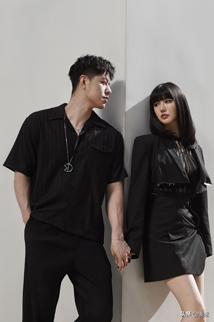 calvinklein短款蓝色,calvinklein本命年小ck老虎项链