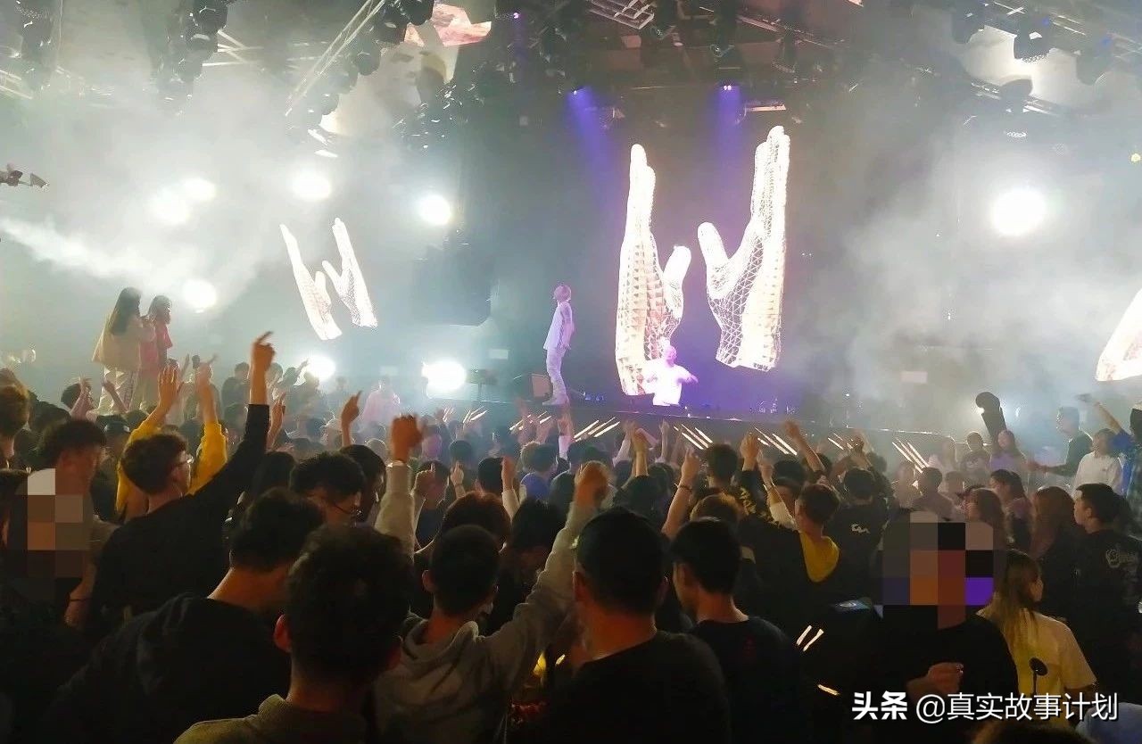 「真实故事」在中国10年，我成为酒吧摇钱树，只因黑人身份？