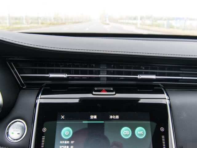 别忘了这款国产SUV，轴距接近汉兰达，自主研发2.0T，可挑起大梁