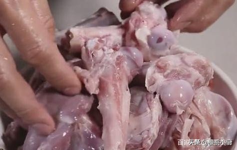 炖羊肉汤怎么去骚味,炖羊肉汤怎么去腥味