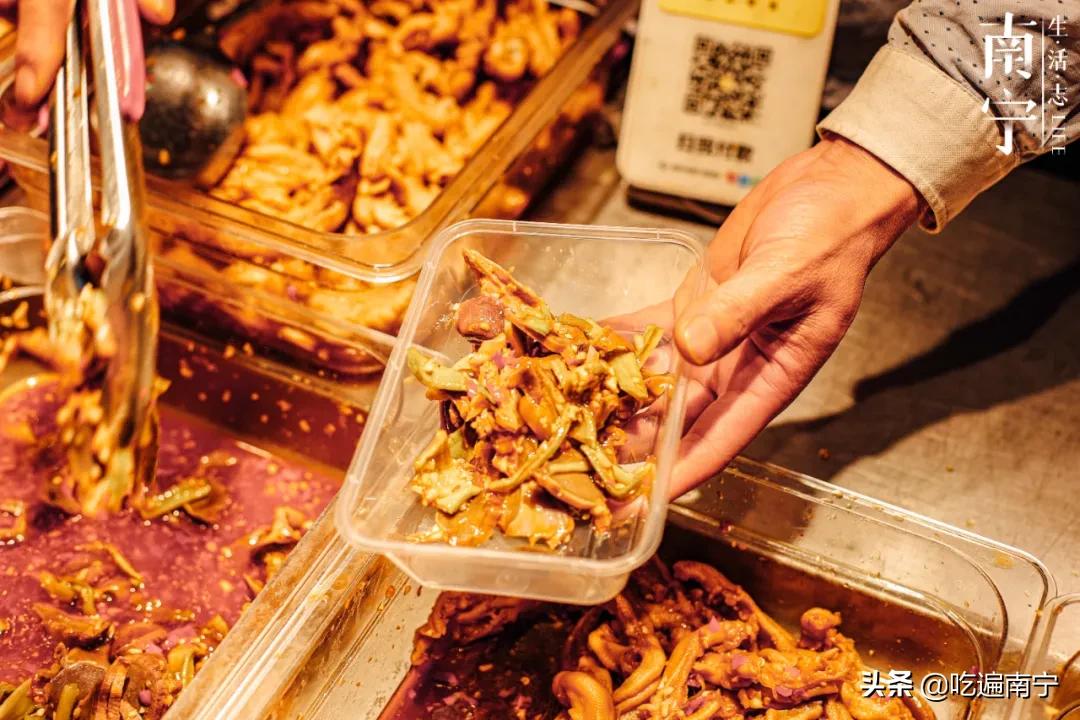 南宁最新最火的夜市街,曾经这条街很热闹现在却冷清