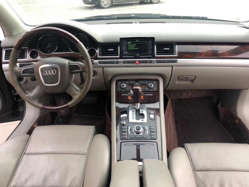 12年老奥迪a8l值得购买吗,老车奥迪a8l