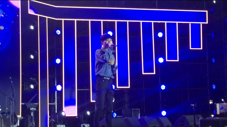 沙滩露营音乐会,阳光沙滩露营音乐会