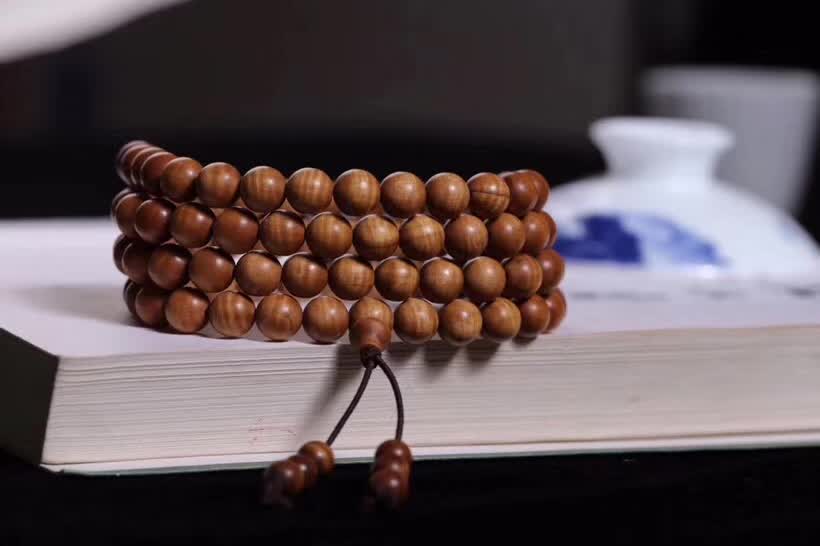 老山檀手串的做法,老山檀手串制作过程