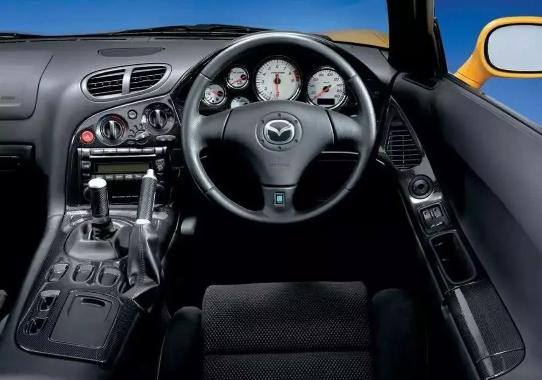 马自达全新一代转子跑车rx-7,rx-7到底有多火