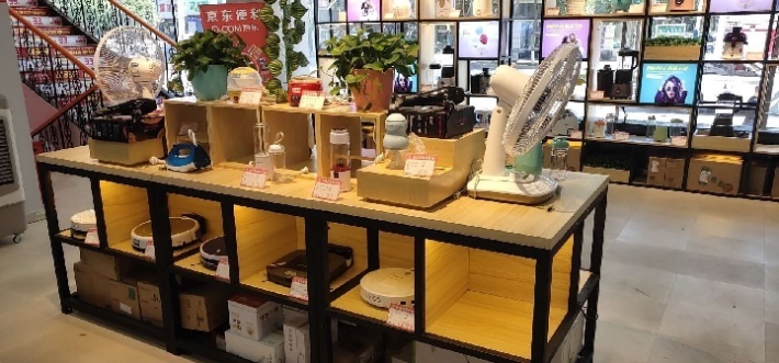 他在程咬金的滑铁卢做京东的生意三板斧解决边城两大消费痛点