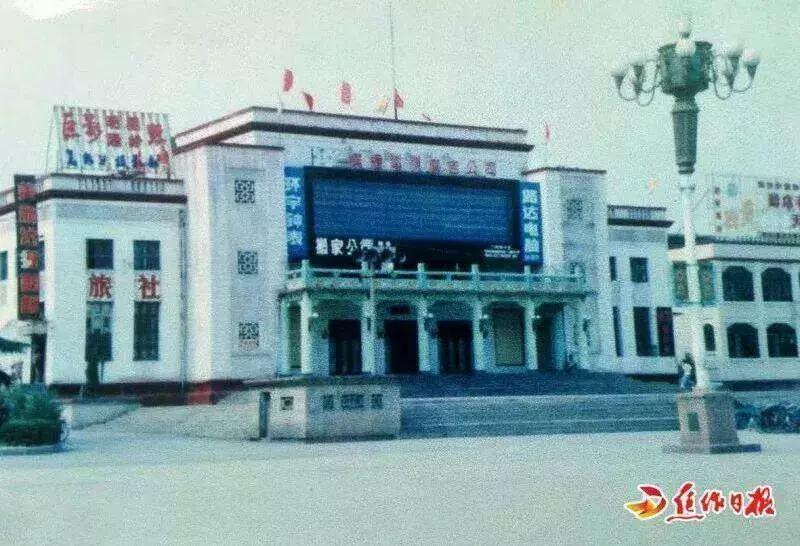 焦作市东方红广场,焦作东方红广场今昔对比