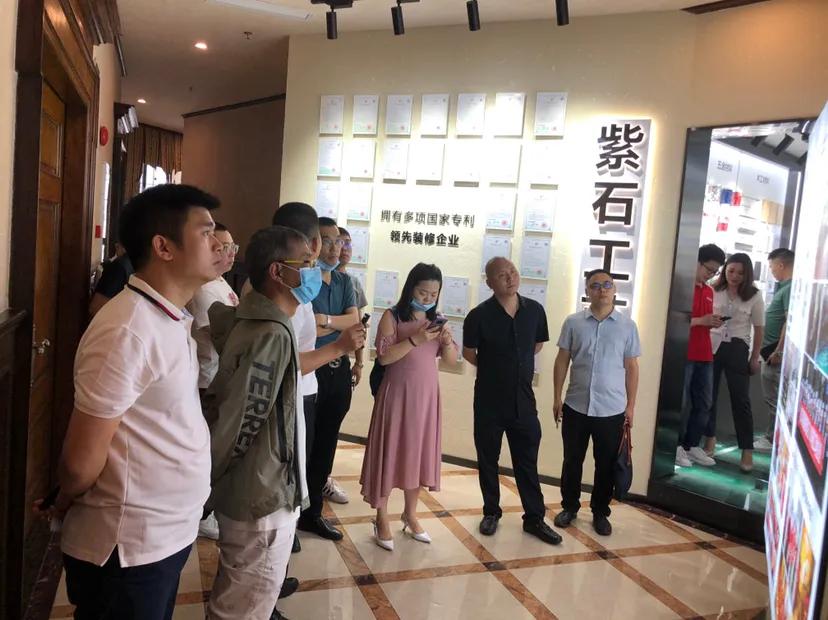 内行见内行，谁也不慌张「第二站上海紫苹果装饰集团」