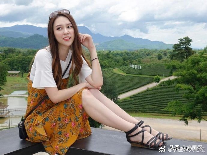 高颜值女医生,高颜值年轻女医生