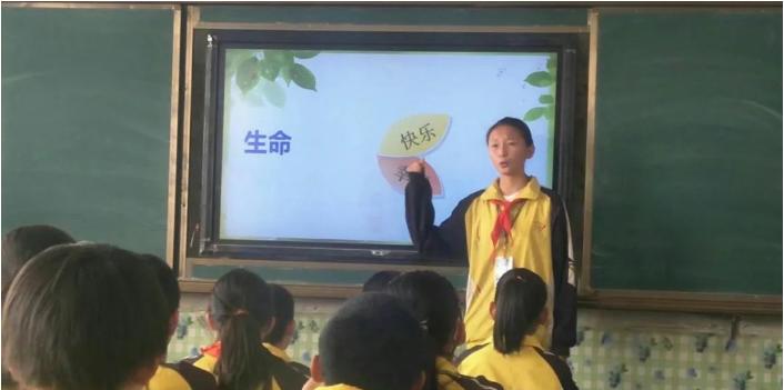 喜报：民勤五中学生张诗雨荣获第十四届宋庆龄奖学金