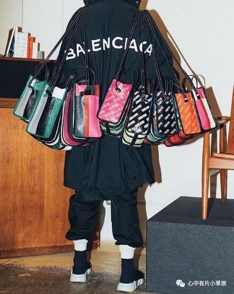balenciaga粉色蝴蝶结包,balenciaga爆款包