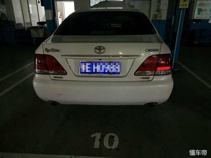 老一代神车皇冠,十四代皇冠跑了15万公里的发动机