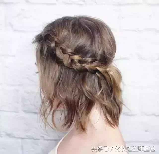 50到60岁短发发型图片好打理,女士短发蓬松烫发型图片不用打理