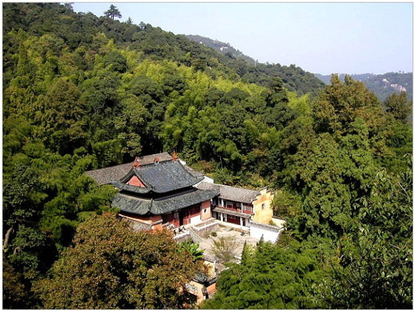 鍗楀渤琛″北鍥涙湀鏅壊,闆ㄥぉ鍗楀渤琛″北鐧婚珮