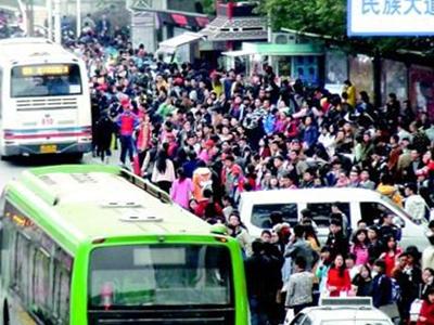 武汉外语外事工作学院周围环境,武汉外语外事工作学院等你来