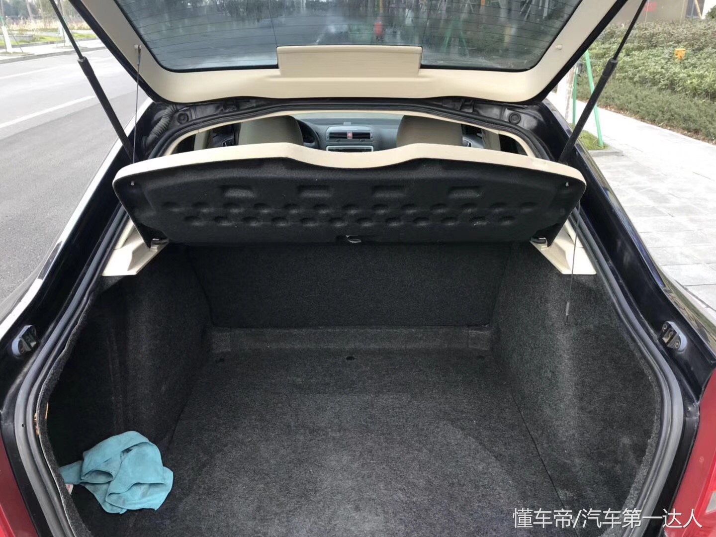 明锐octavia发动机号在哪里,斯柯达明锐octavia1.6