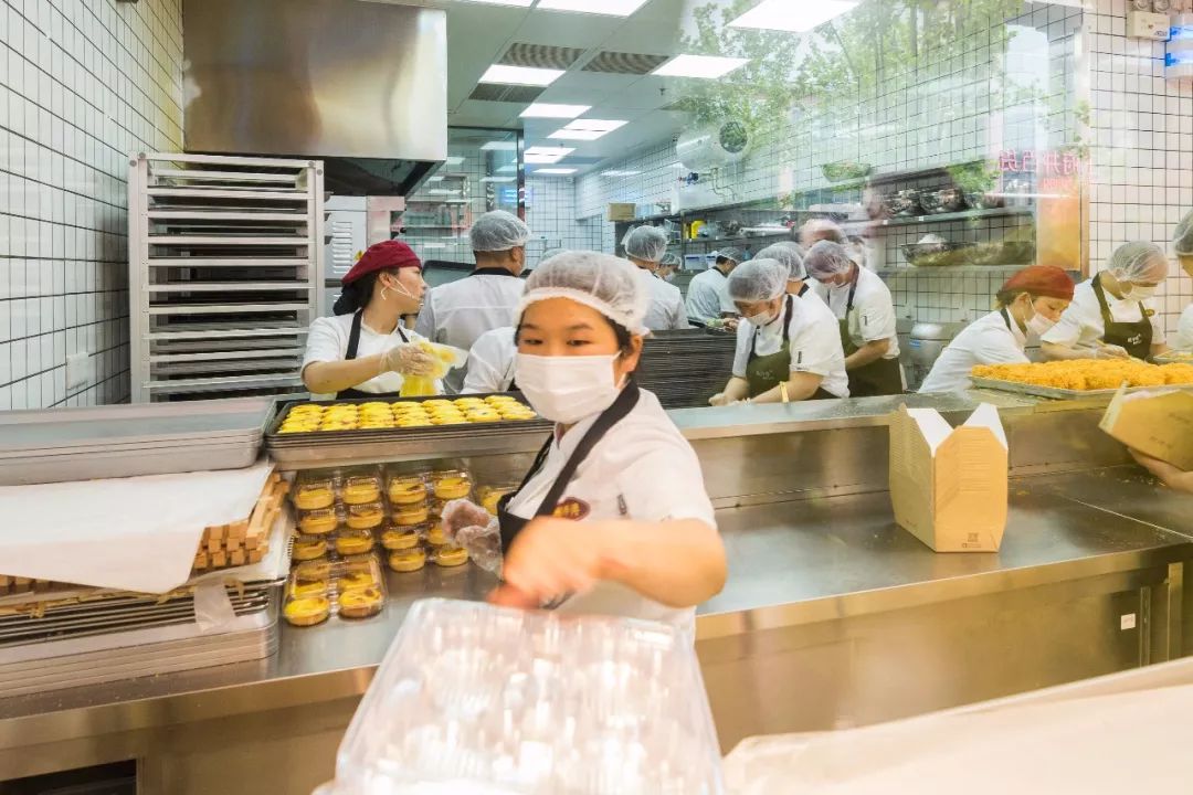 在决定去排鲍师傅前，我建议你点进来看看