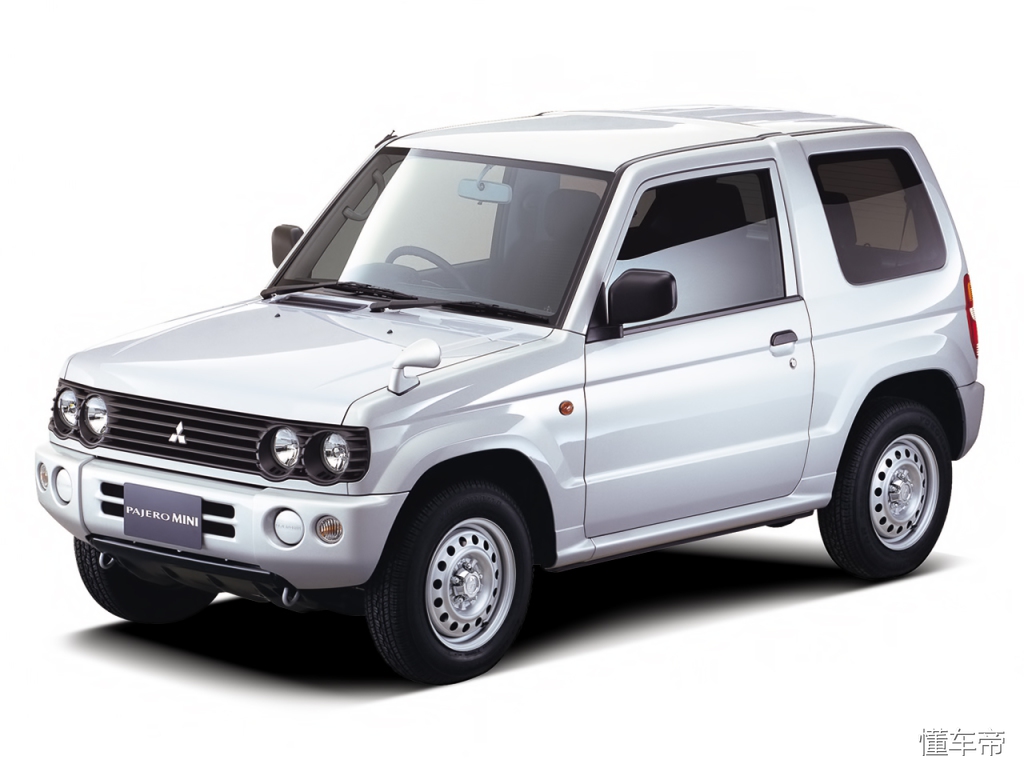 吉姆尼和帕杰罗mini,最新款帕杰罗mini