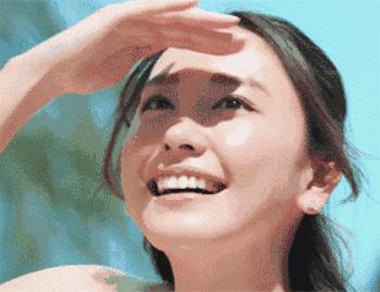最适合夏天的粉底，蹦迪吃火锅都不脱妆！