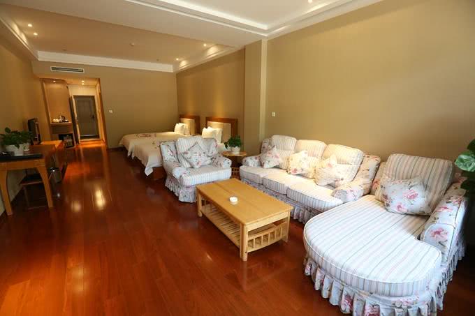 本溪有游泳池的山庄,本溪无边泳池冬天