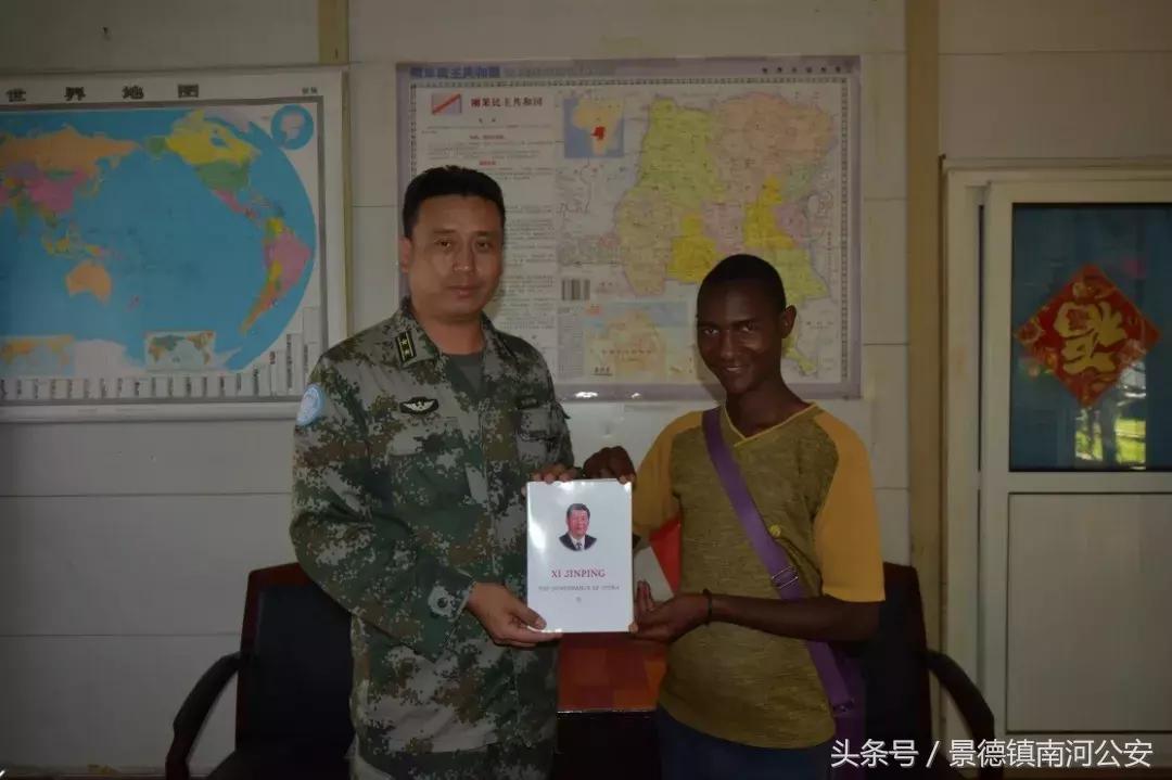 中国军人在危险面前从不退缩,在危险面前中国军人无所畏惧