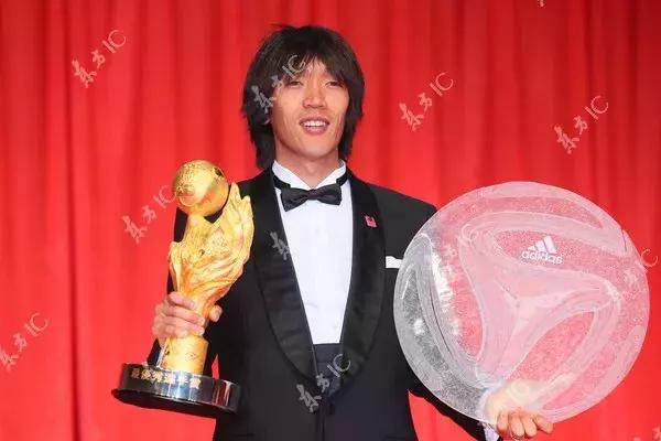 一群日本高中生制霸全国杀进世界杯，我们呢？