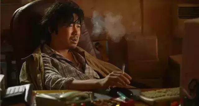近期口碑炸裂的5部电影,华语电影票房新纪录