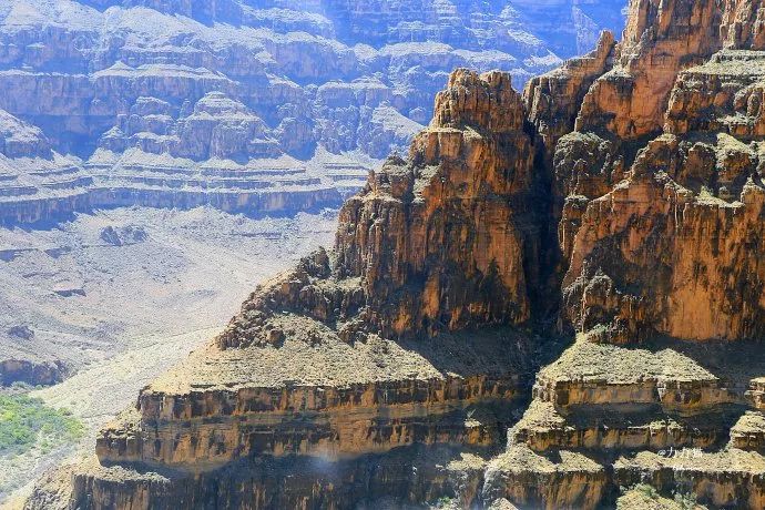 2020十大网红目的地,百万网红四处旅游