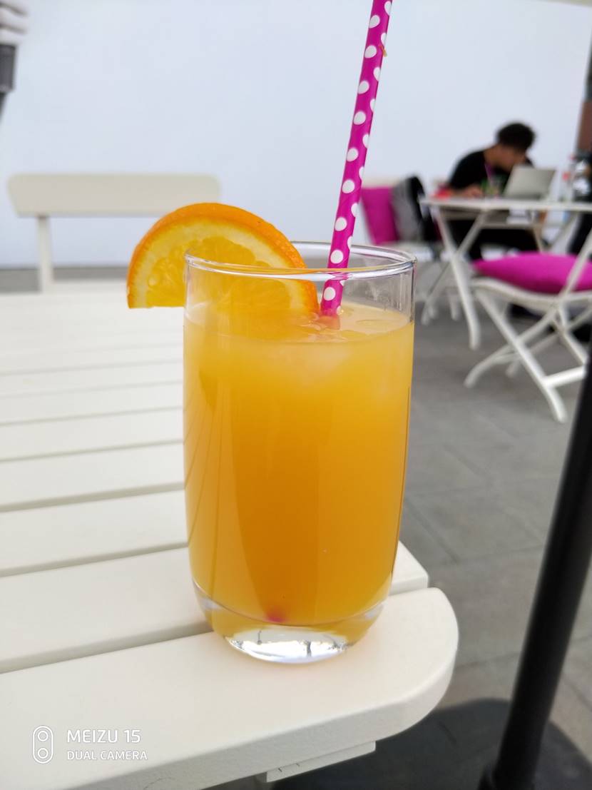 魅族15发布回顾完整,现在的魅族15还值得入手吗