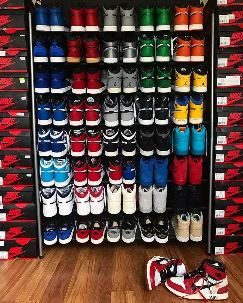 airjordan1low白黑蓝真假对比,黑蛇白蛇全剧