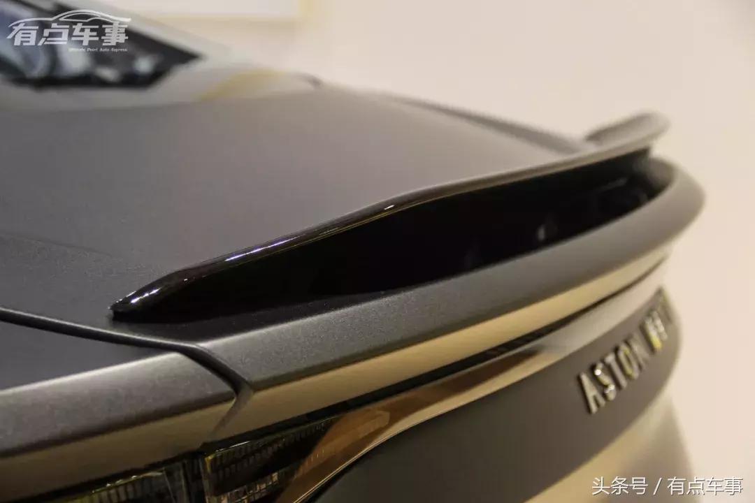 阿斯顿马丁第一台量产车,阿斯顿马丁dbs2023款超跑