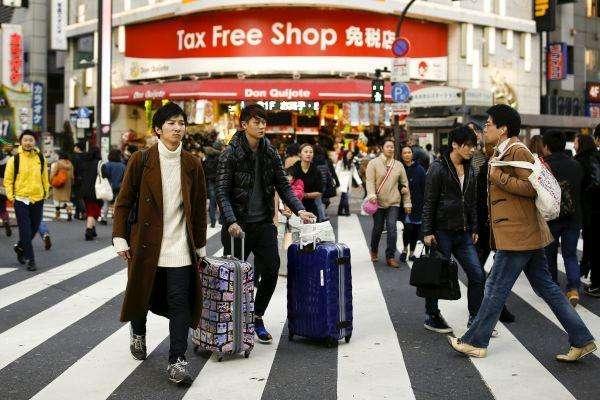 泰国游客抢购中国东西,中国人在泰国旅游买东西