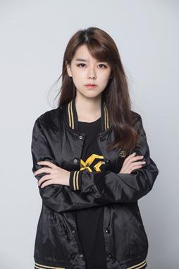 爱情公寓大电影版曾小贤开直播,爱情公寓三开众人看曾小贤直播
