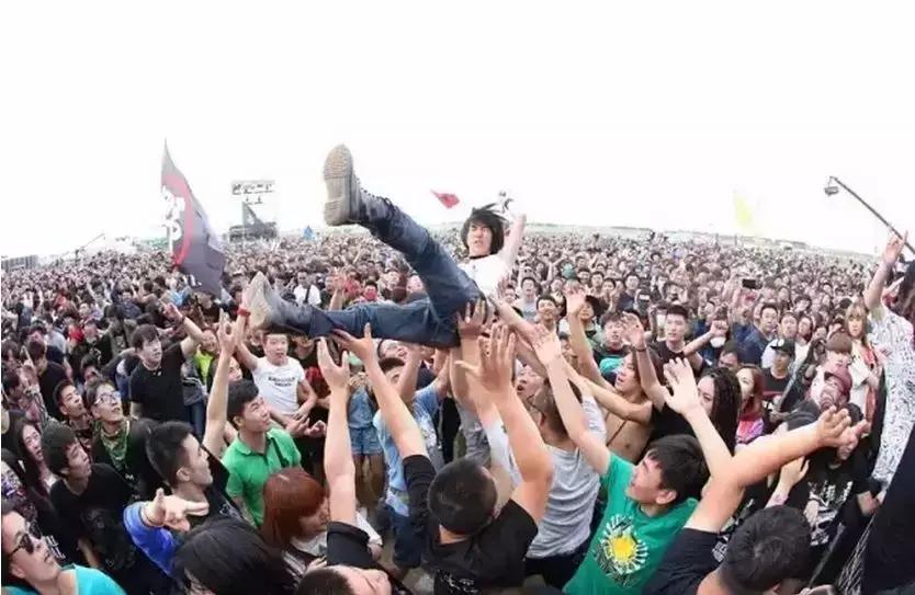 许巍2011张北草原音乐节演唱会,中国张北草原音乐节