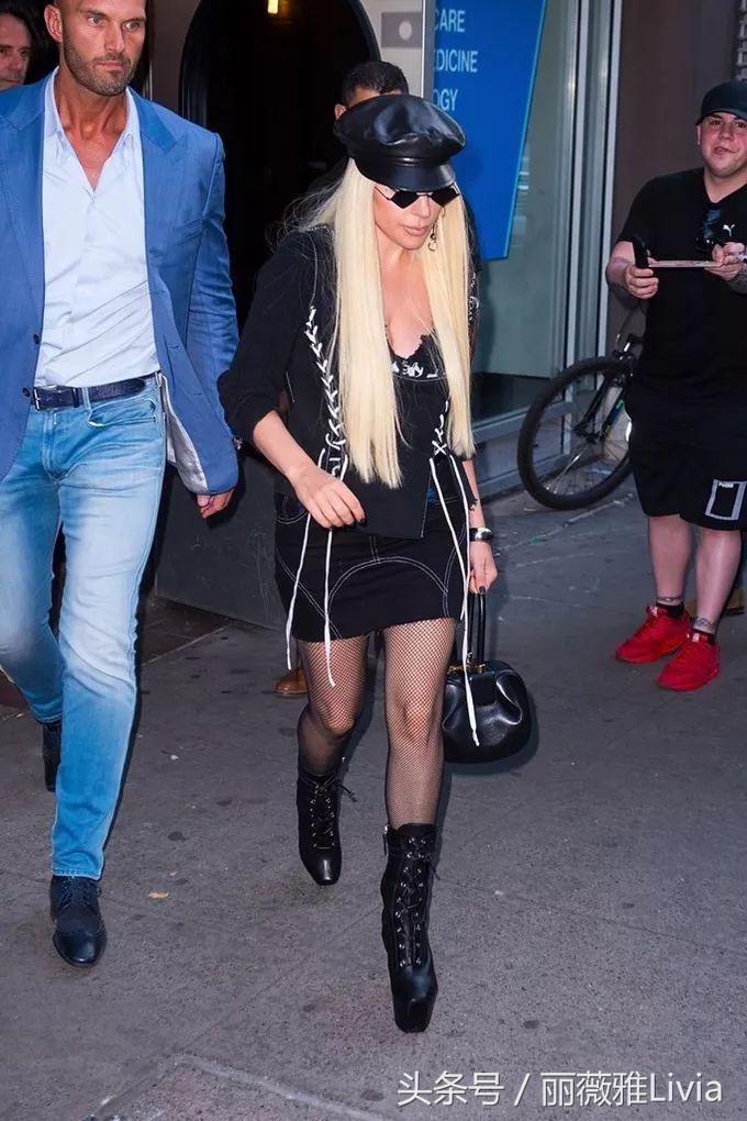 关于ladygaga你不知道的73件事,ladygaga对时尚不感兴趣