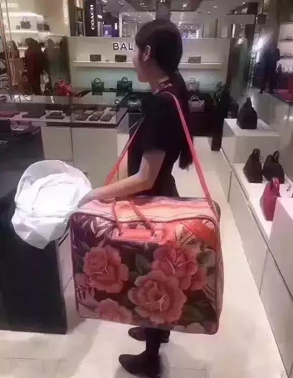 5000块的香奈儿土到爆,香奈儿lv土到爆