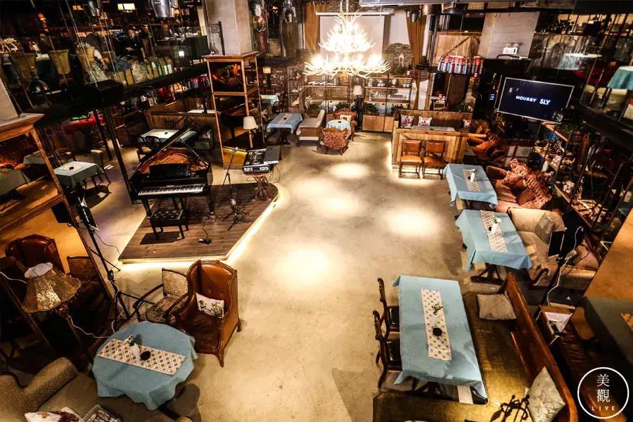 上周末，我在西安参加了一个非常Skr的潮人聚会