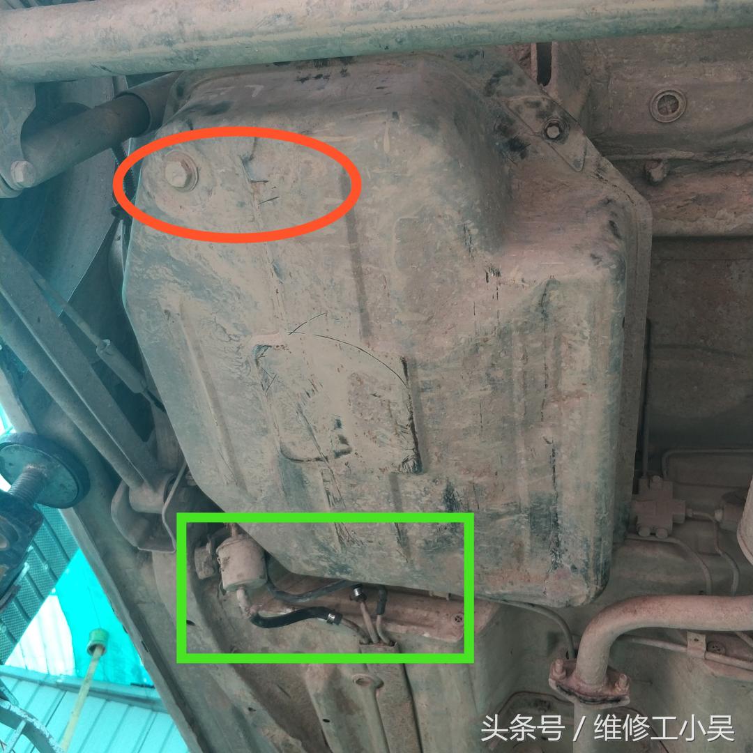 12年21万公里的哈飞被拖回维修厂，车主：拧钥匙无法启动发动机！