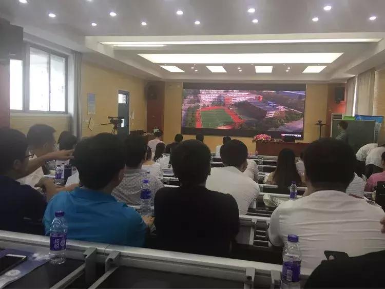 鍗椾含澶у鐮斿蹇冨緱浣撲細,鍗椾含鍩硅鍙戣█