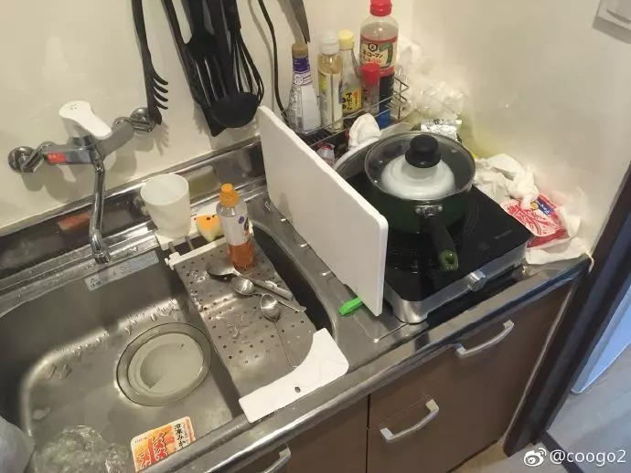 因提前退订纠纷，三名女大学生把日本民宿毁成垃圾场……民宿短租中房东的权益该如何保障？