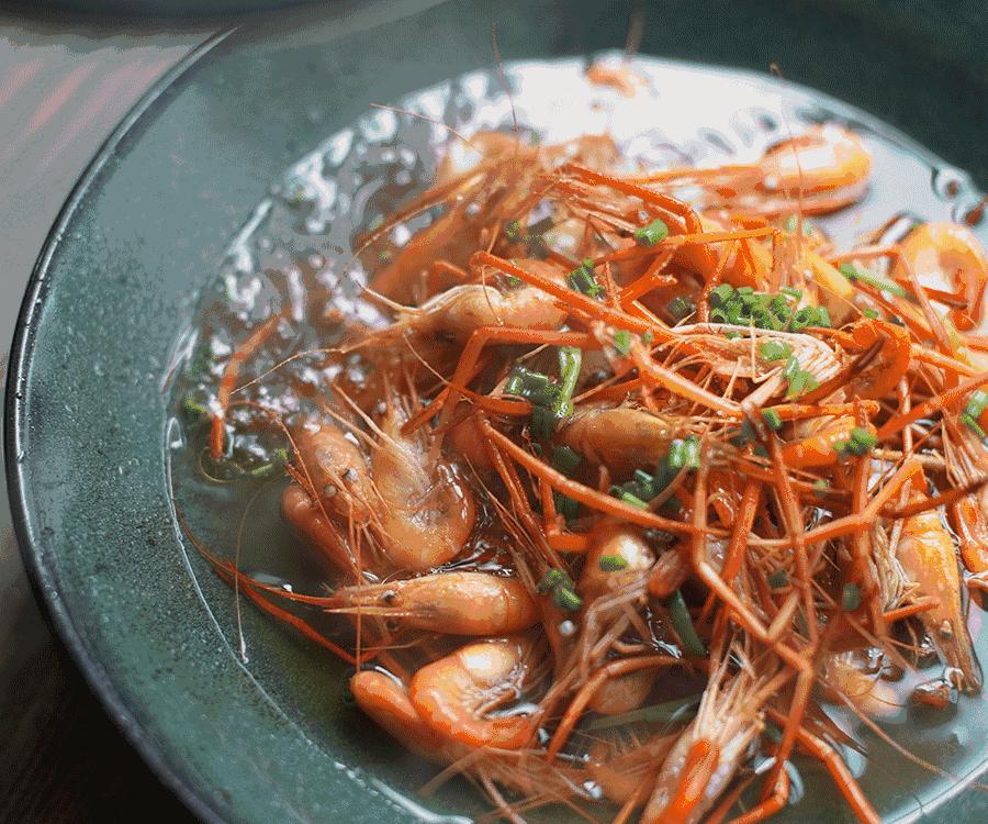 酱油虾腌多久,盐水虾海天酱油蘸水