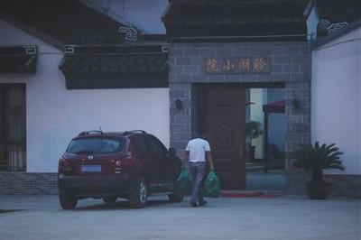 苏州阳澄湖帝王蟹多少钱一斤,阳澄湖蟹券1688多少钱