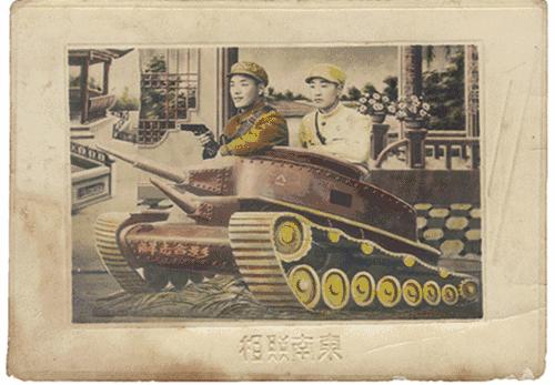 手工上色、大画幅相机，手推波纹……京城这家老相馆，有枚民国的你