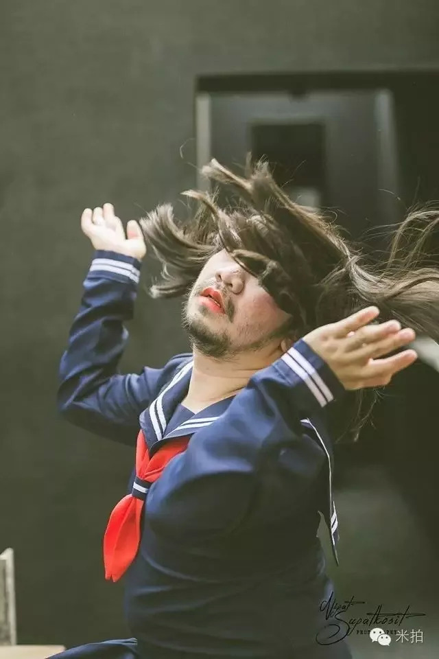 男摄影师为何网购女装上瘾？贵圈真乱？无情的真相让我掉下眼泪