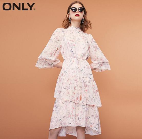 only一字肩上衣网红爆款,only上衣新款