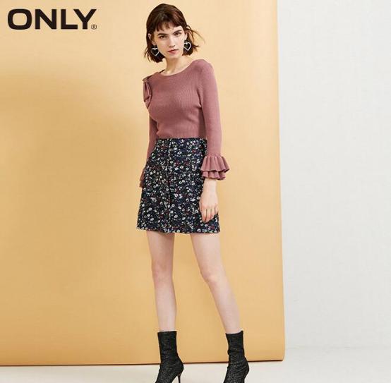 only一字肩上衣网红爆款,only上衣新款