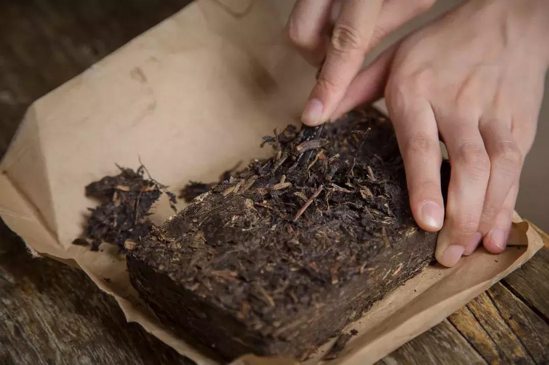安化黑茶1992年1700克茶砖,安化老黑茶茯砖茶